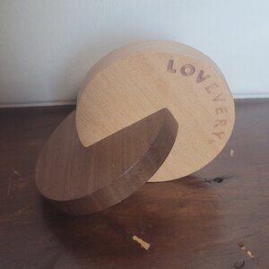 Lovevery Hand-to-Hand Discs